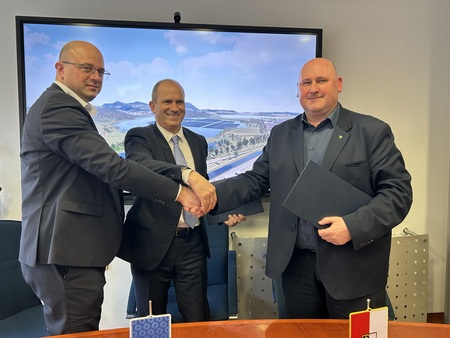 Uroš Podobnik, dr. Tomaž Štokelj in Boris Goličnik