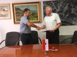 Podpis pogodbe za dvigalo