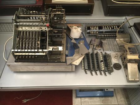 Razstavljena starejša blagajna