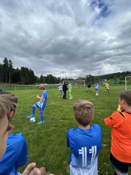 Otvoritev nogometnega igrišča