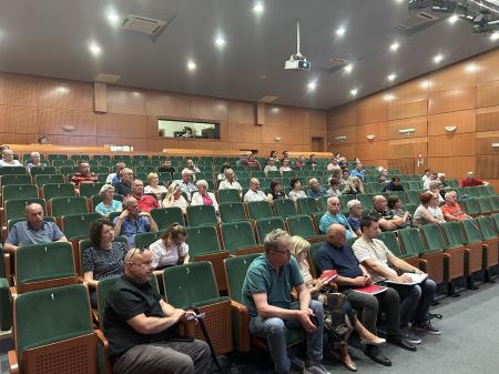 Sestanek s krajani v Kulturnem domu