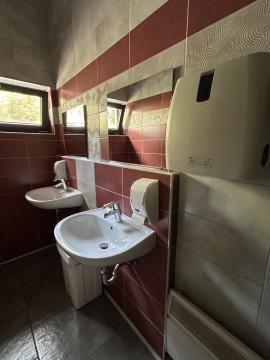 V tržnici urejeno javno stranišče